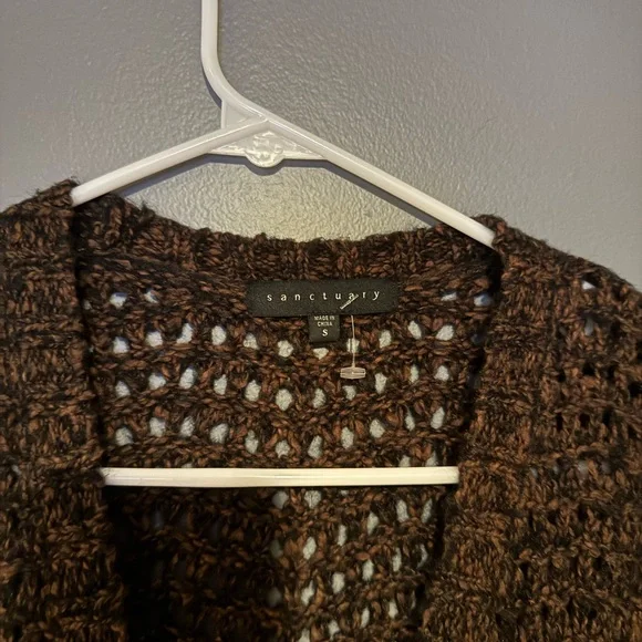 Chunky Brown Knit Vest with Textured Pattern - Picture 6 of 7